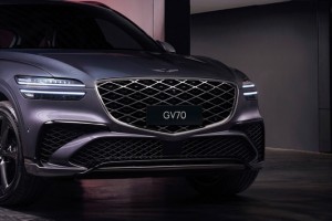 智性内敛，大美克制：新款捷尼赛思GV70的“高智感”美学