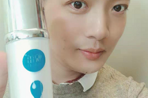 如何改善暗沉干燥肌肤？保湿亮肤口碑分享悦蕾海洋冰川水凝露