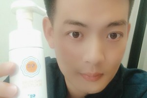 <strong>悦蕾玫瑰莹润净颜慕斯：深层清洁去油摆脱油皮痘痘肌</strong>