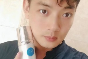 悦蕾海洋冰川水凝露：干性肌肤的水润秘诀