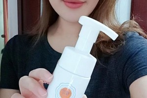 悦蕾玫瑰莹润净颜慕斯：肌肤的深层清洁魔法神器