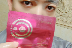 悦蕾冻龄抗皱多效眼膜：守护25岁后的眼部青春