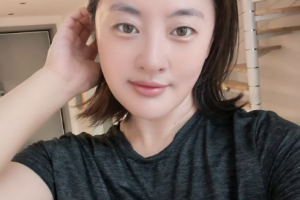 悦蕾轻盈水感隔离乳——明星妆前护肤的不二之选