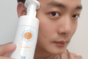 选择悦蕾玫瑰莹润净颜慕斯：告别熬夜肌干燥暗沉