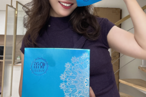 悦蕾冰泉焕颜蚕丝面膜：护肤界的璀璨明星