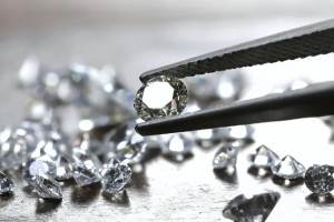 2025培育钻戒避坑指南,6大品牌深度测评,从技术参数到情感价值全解析